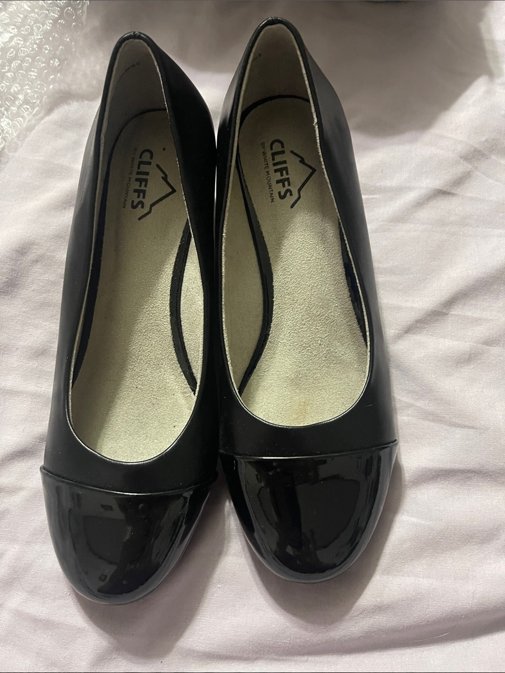 Cliffs by WHITE MOUNTAIN Black Patent Cap-Toe Ballet Flats
